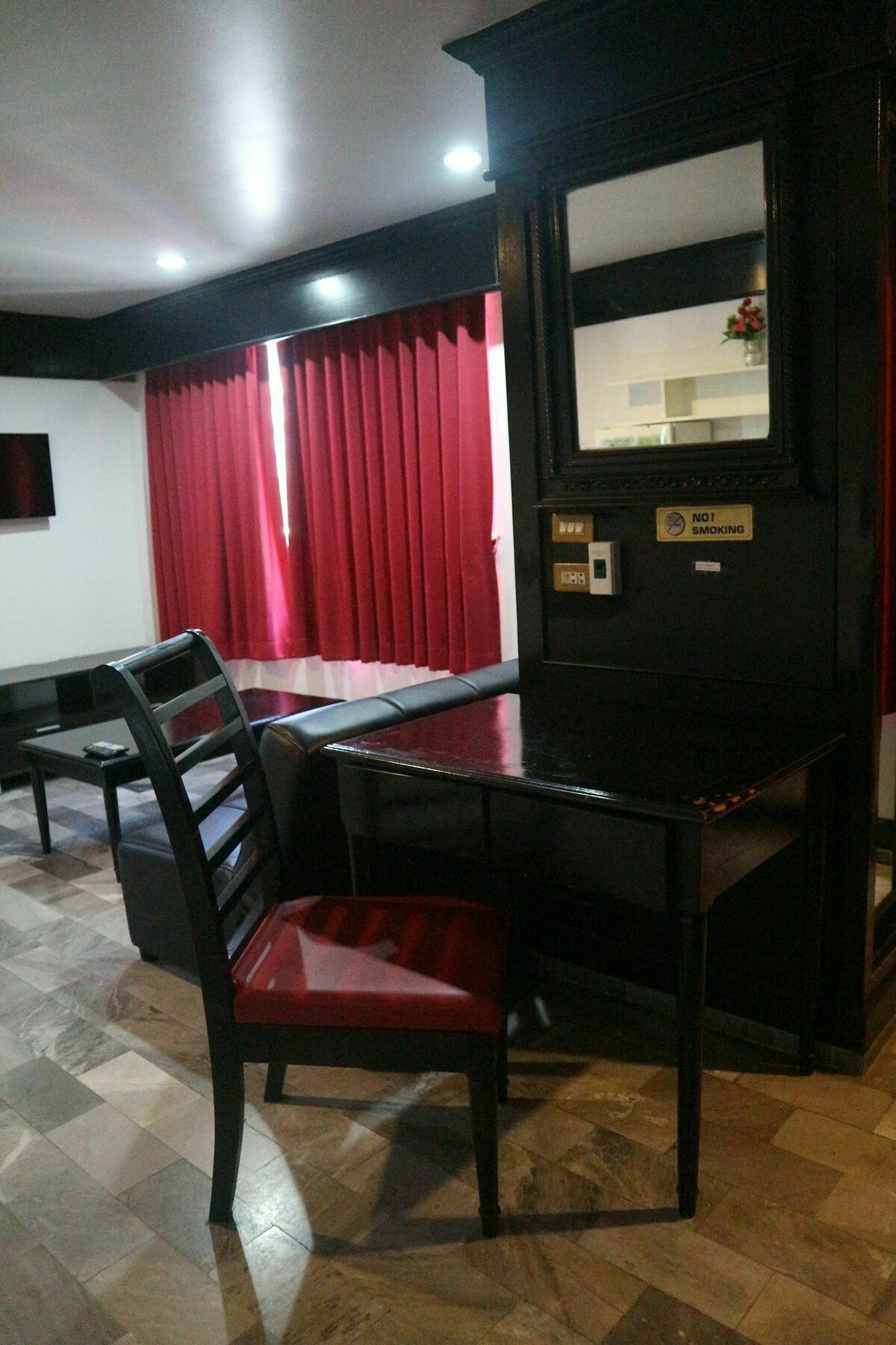 Patong Holiday Dream Hotel Ngoại thất bức ảnh