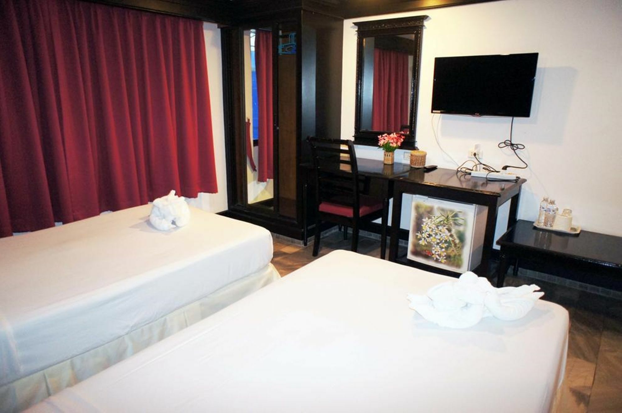 Patong Holiday Dream Hotel Ngoại thất bức ảnh